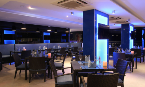 RESTAURANT & BAR